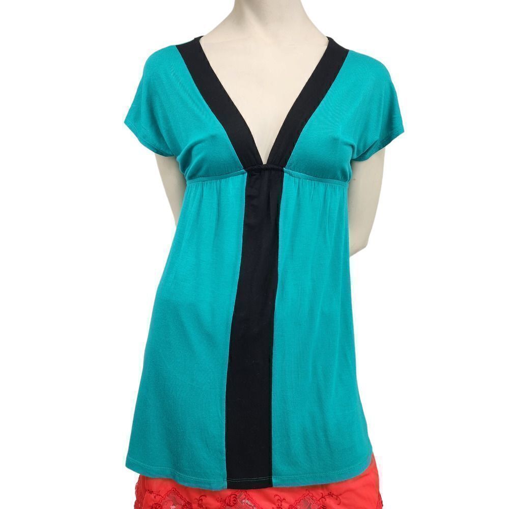 Rue 21 Short Sleeve Tunic Pullover V-Neck Top